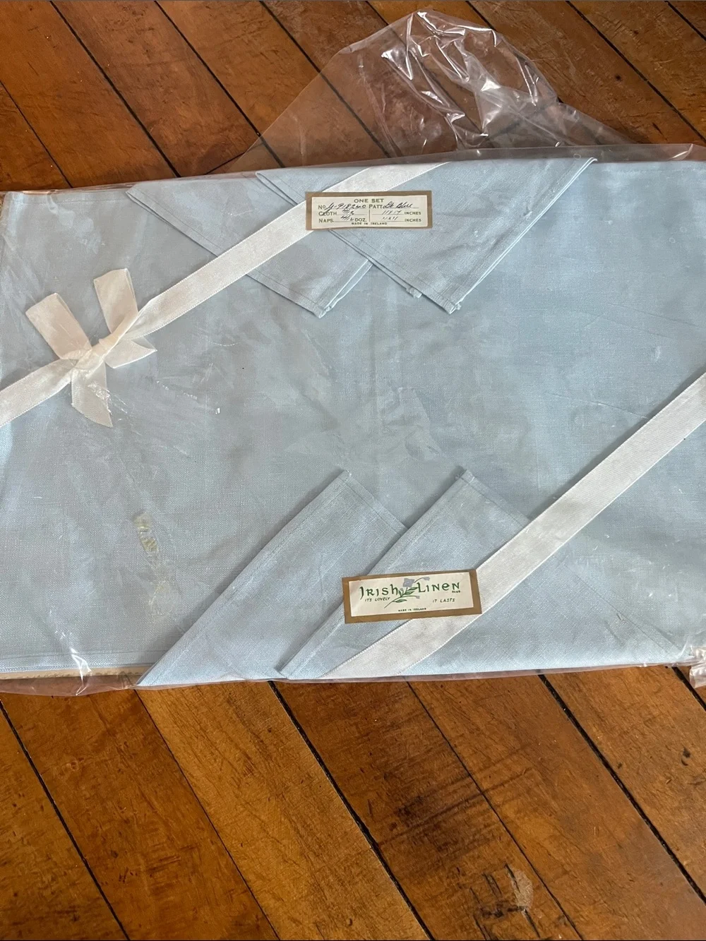 Ireland Light Blue placemats & napkins